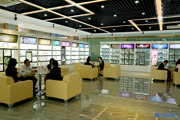 靠譜的化妝品OEM加工企業(yè)有哪些特征-歐泉生化 靠譜的化妝品OEM加工企業(yè)有哪些特征-歐泉生化